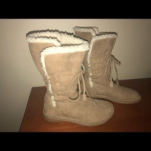 Airwalk Size 7 Tan Beige Lace up boots